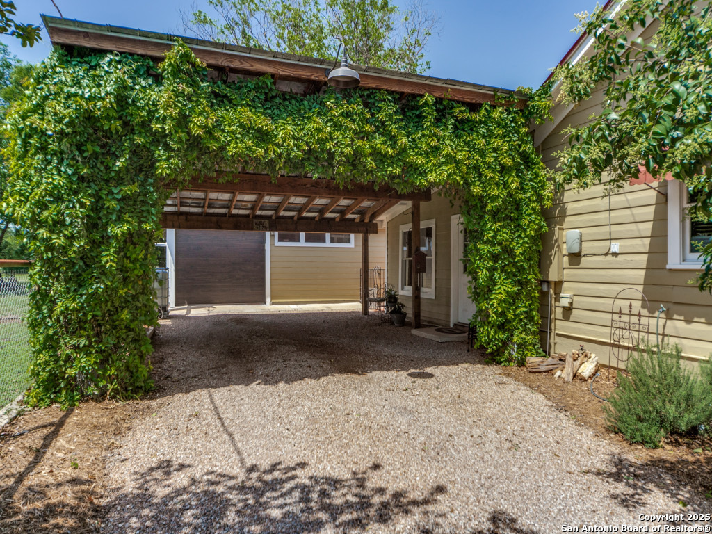 126 IDLEWILDE BLVD