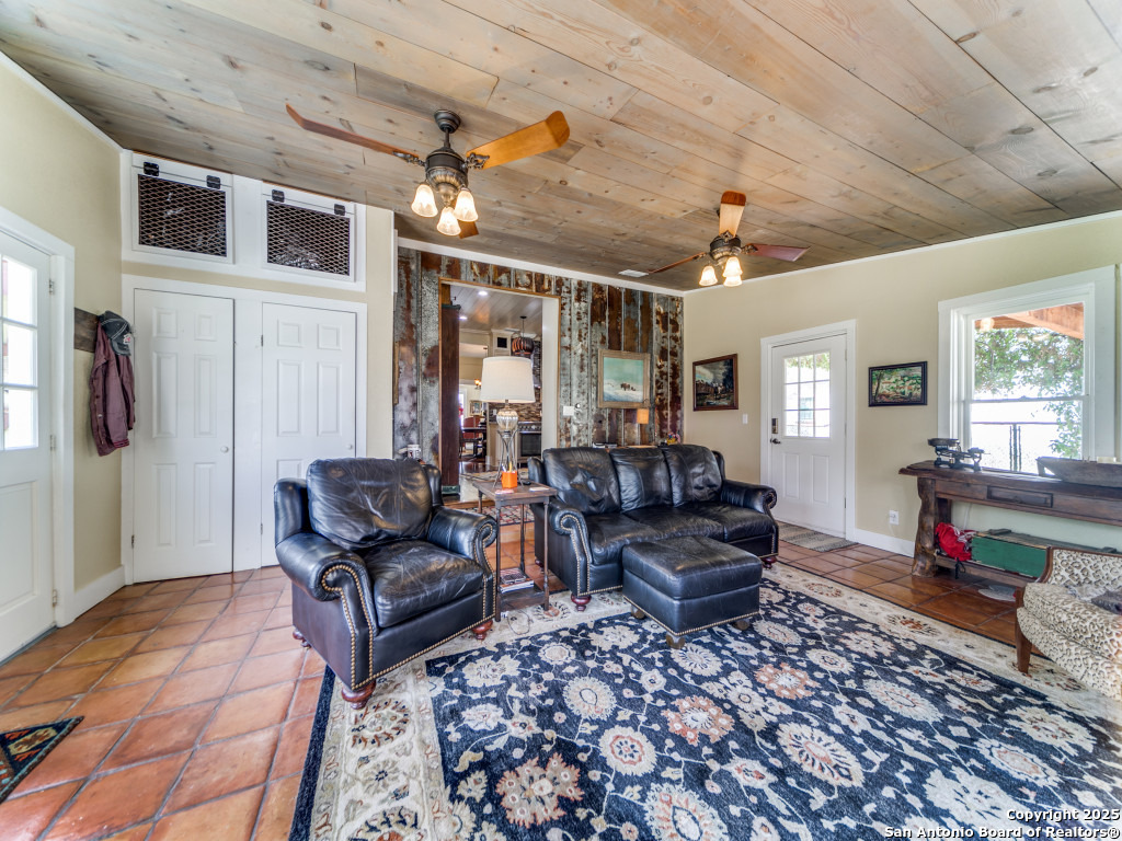 126 IDLEWILDE BLVD