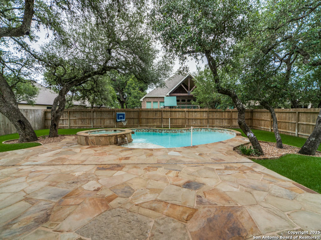 306 Woods Of Boerne