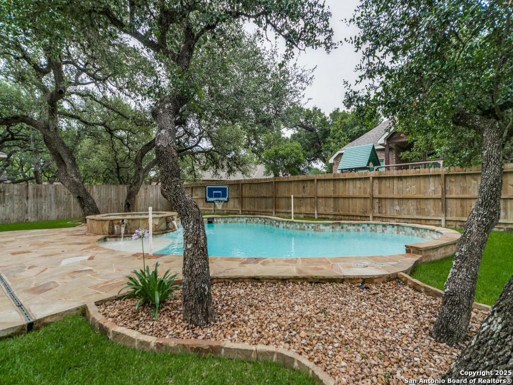 306 Woods Of Boerne
