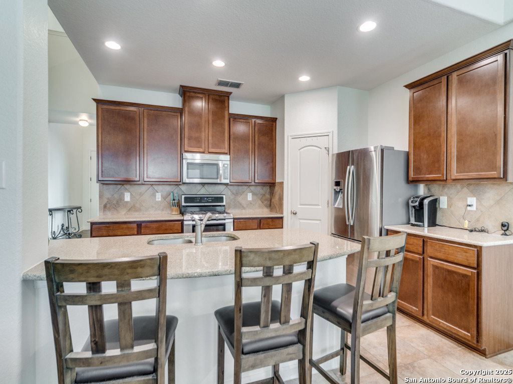 8702 Elkhorn Knoll