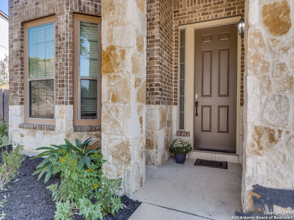 8702 Elkhorn Knoll