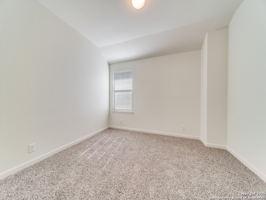 8702 Elkhorn Knoll