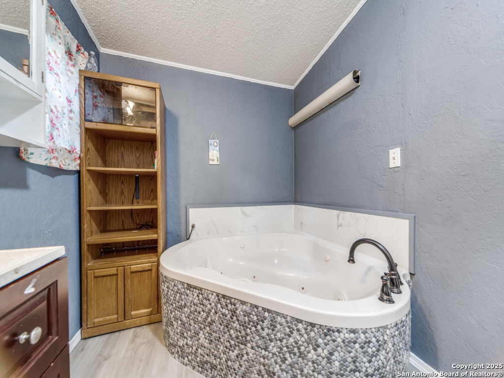 705 Walnut Way