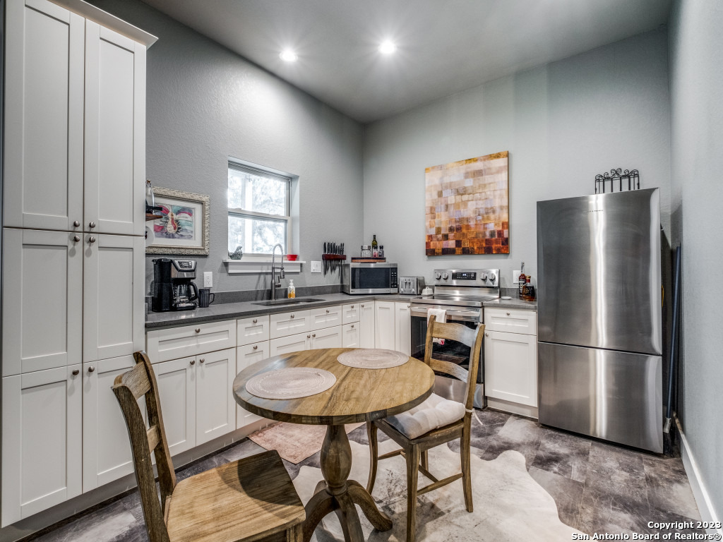 338 Salt Grass Trail