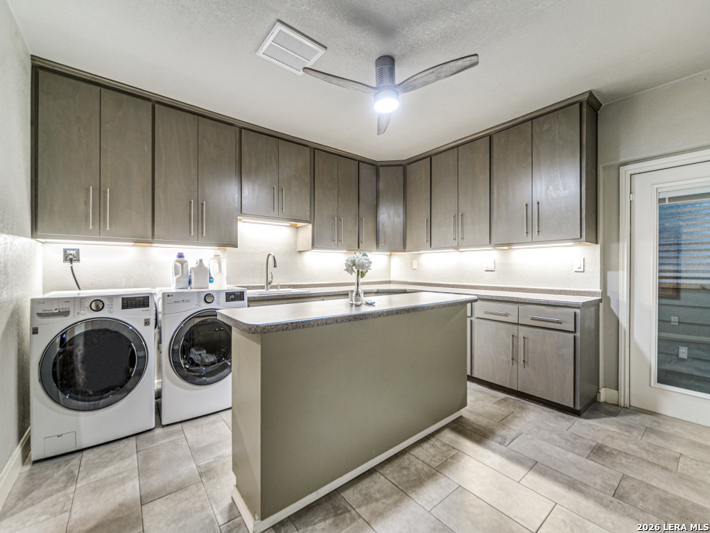 310 Oak Park