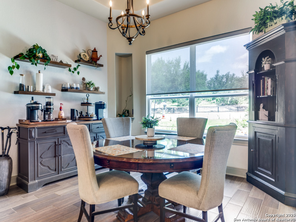 121 Pond View