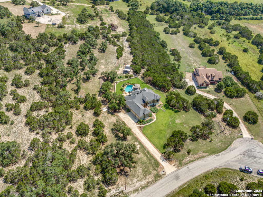 121 Pond View