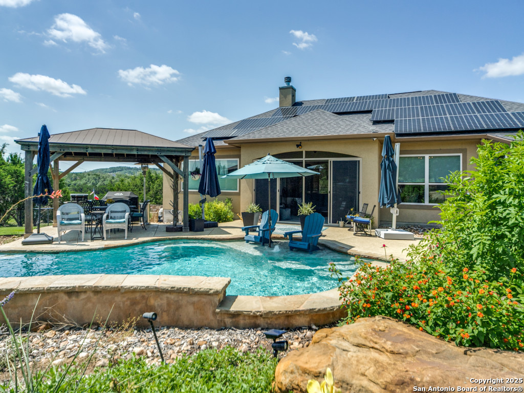 121 Pond View