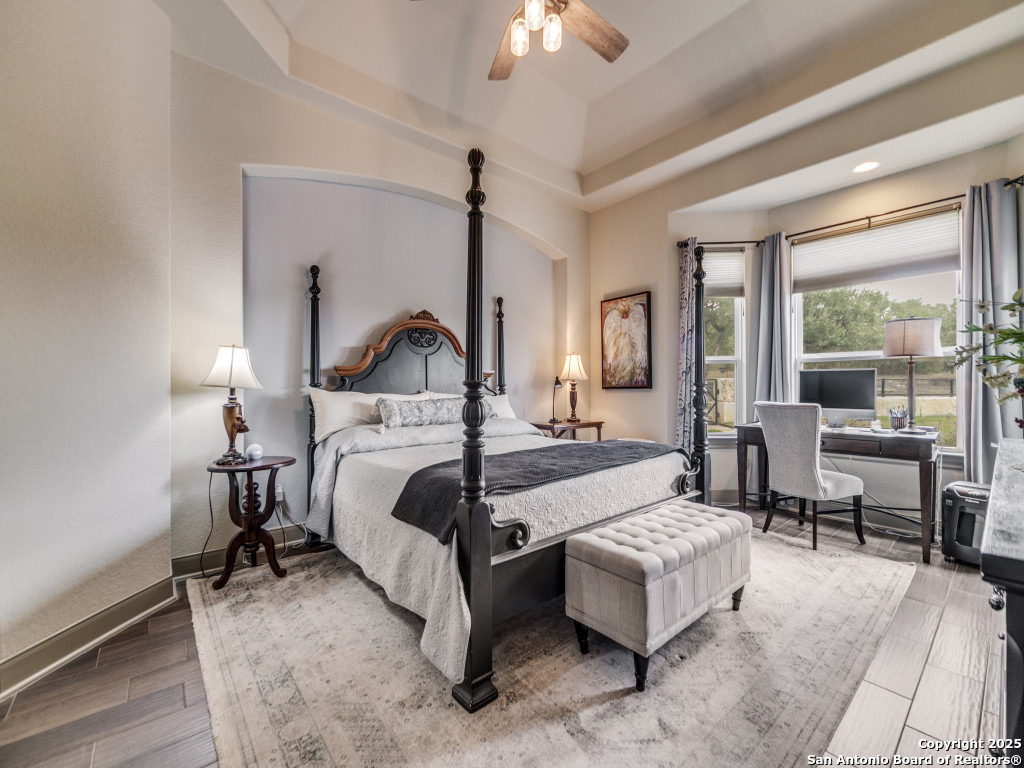 121 Pond View