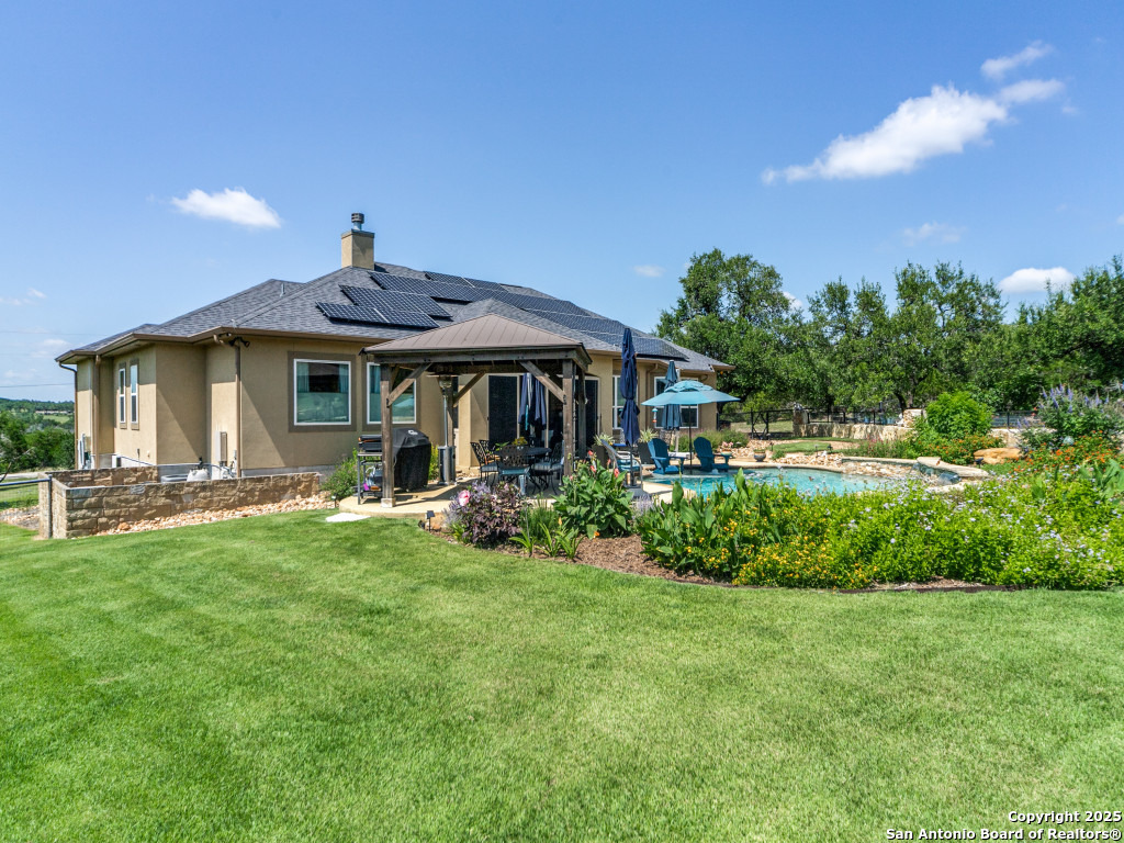 121 Pond View