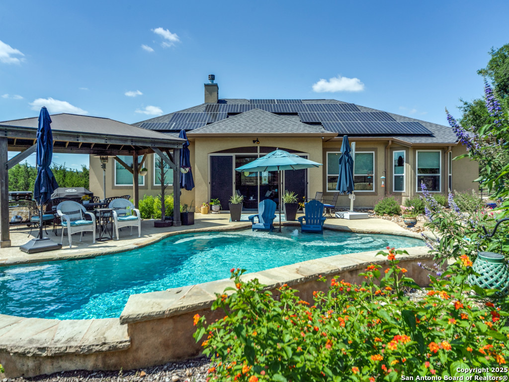 121 Pond View