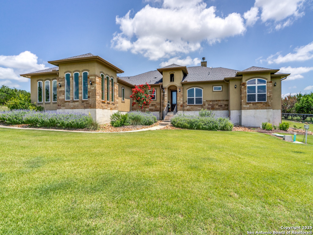 121 Pond View