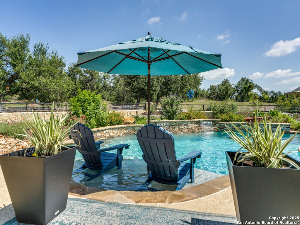 121 Pond View