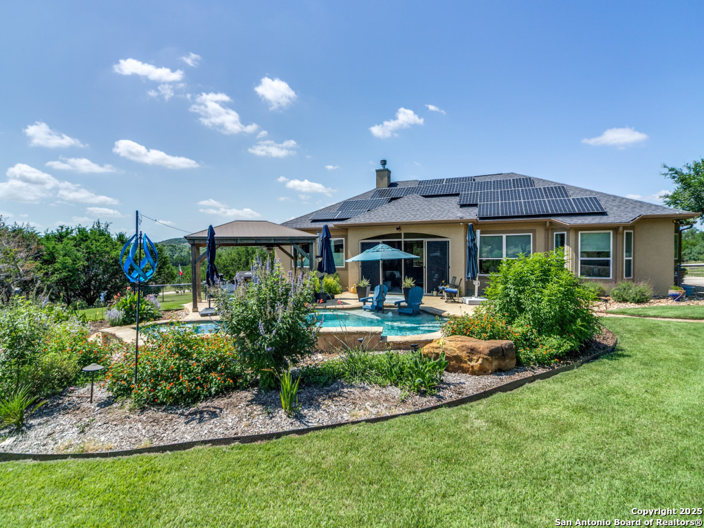 121 Pond View