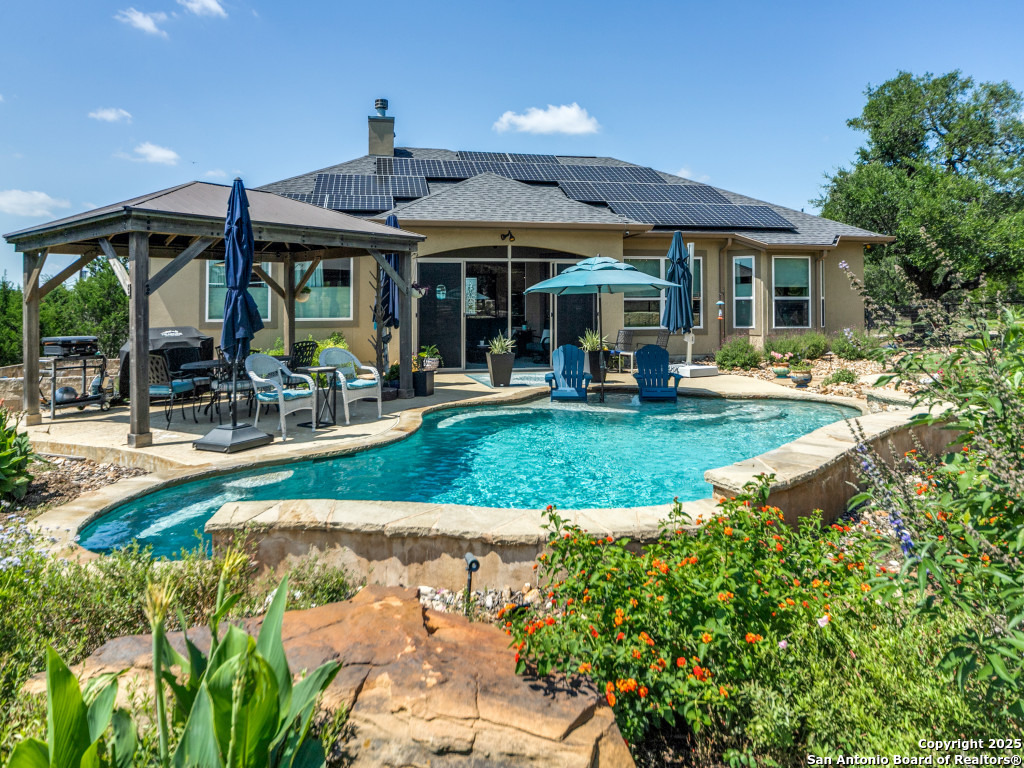 121 Pond View