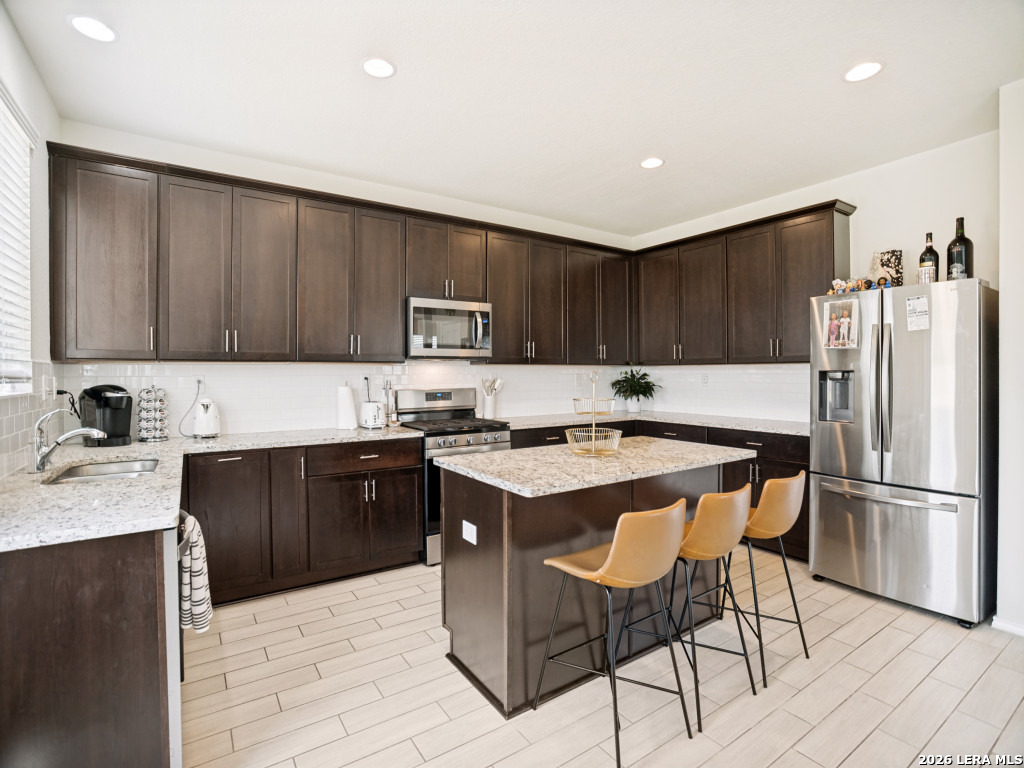 7802 Ponderosa