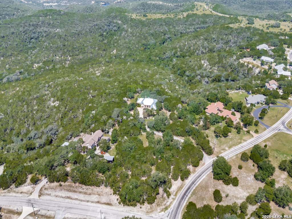 403 DEEP HOLLOW DR