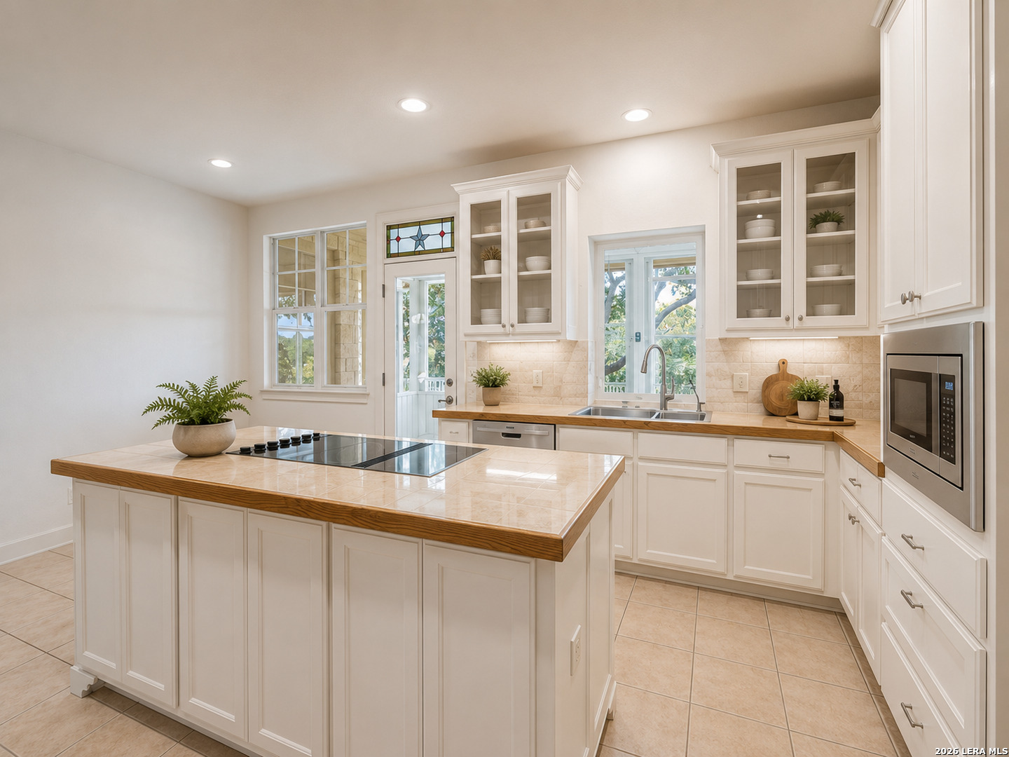 403 DEEP HOLLOW DR