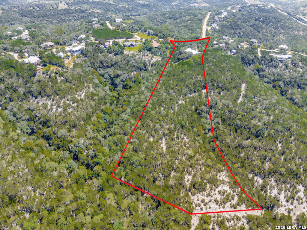 403 DEEP HOLLOW DR