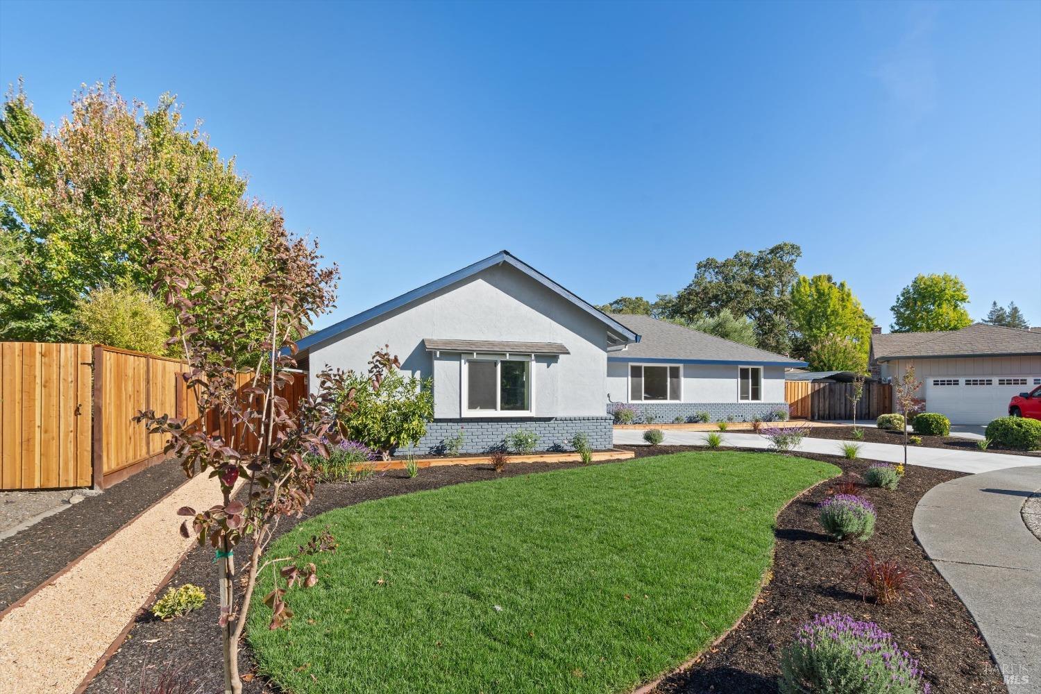 2152 Contra Costa Ct