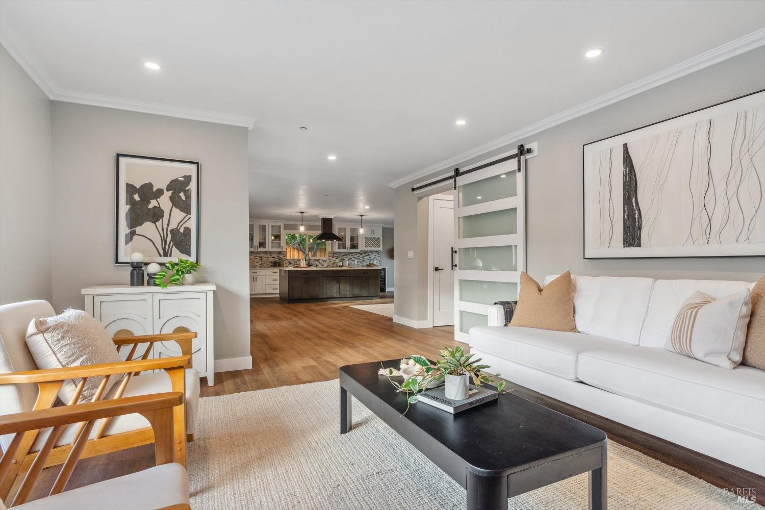 2152 Contra Costa Ct