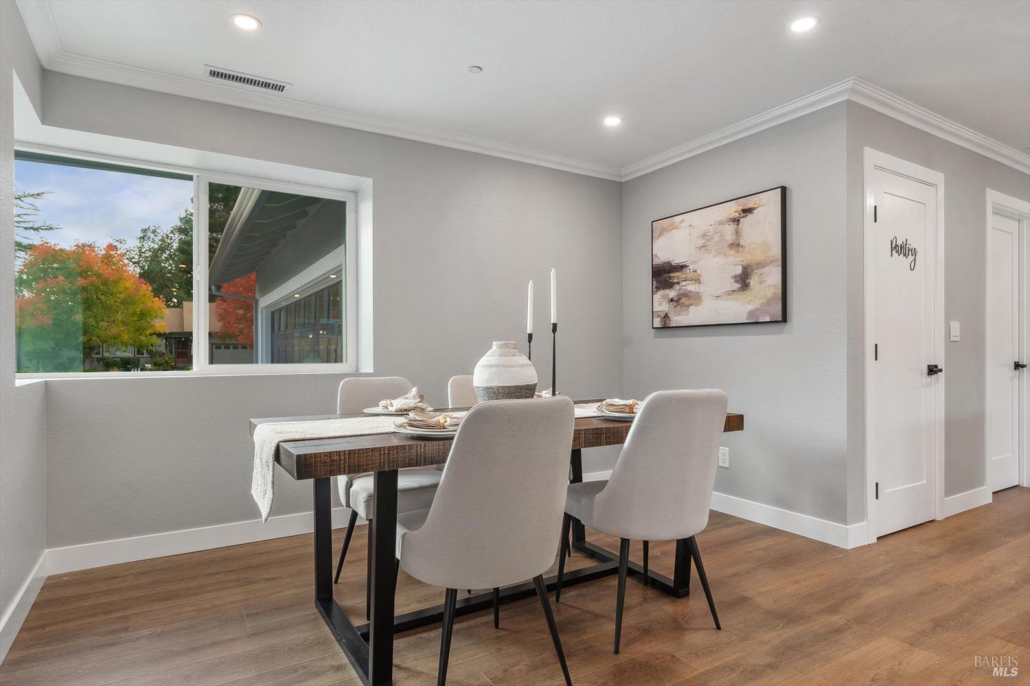 2152 Contra Costa Ct