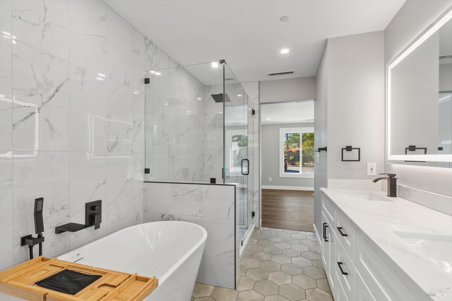 2152 Contra Costa Ct