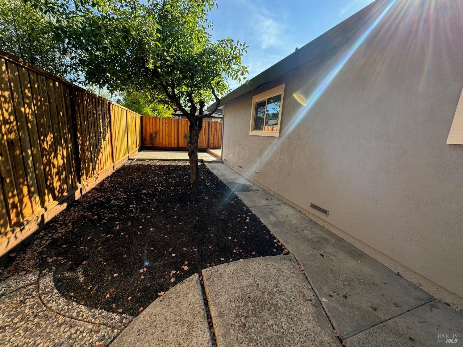 2152 Contra Costa Ct