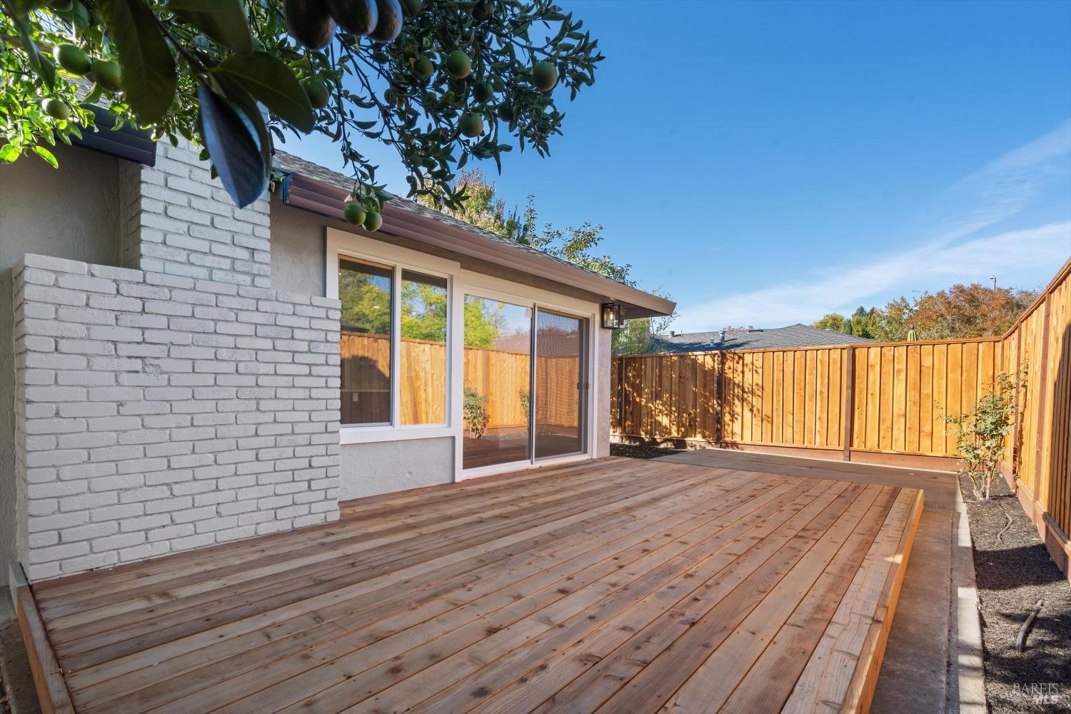 2152 Contra Costa Ct