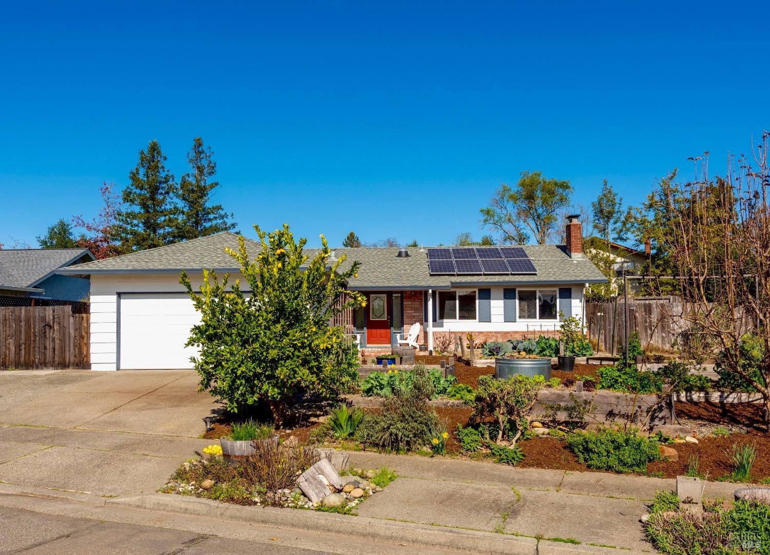 2317 Chapman Ct