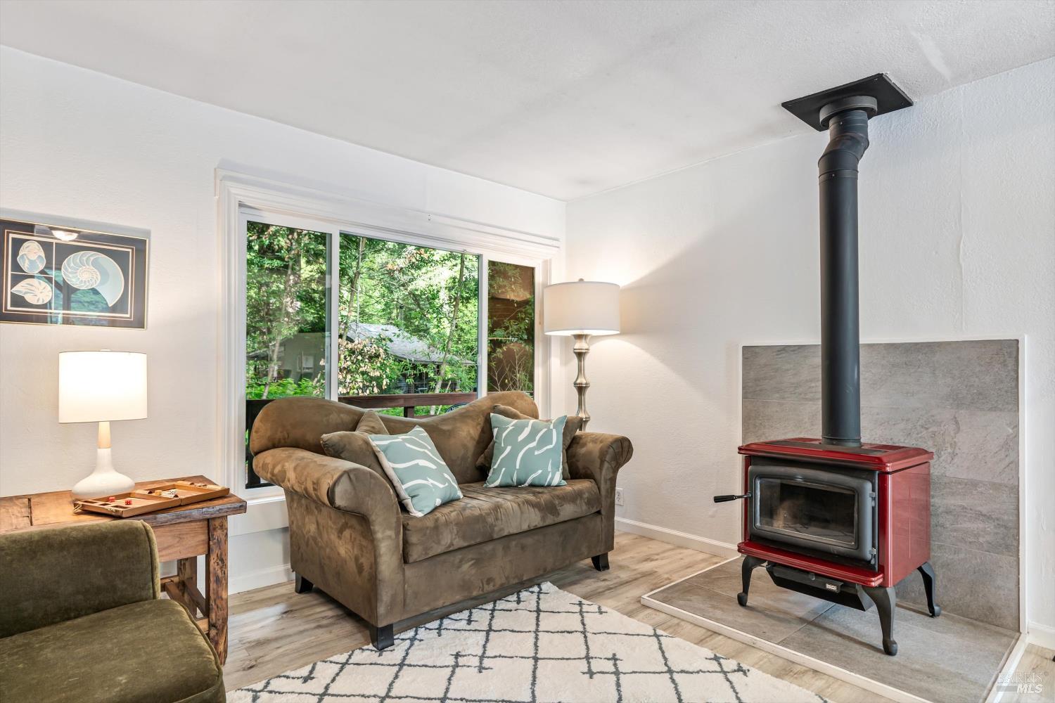 1420 Cazadero Hwy