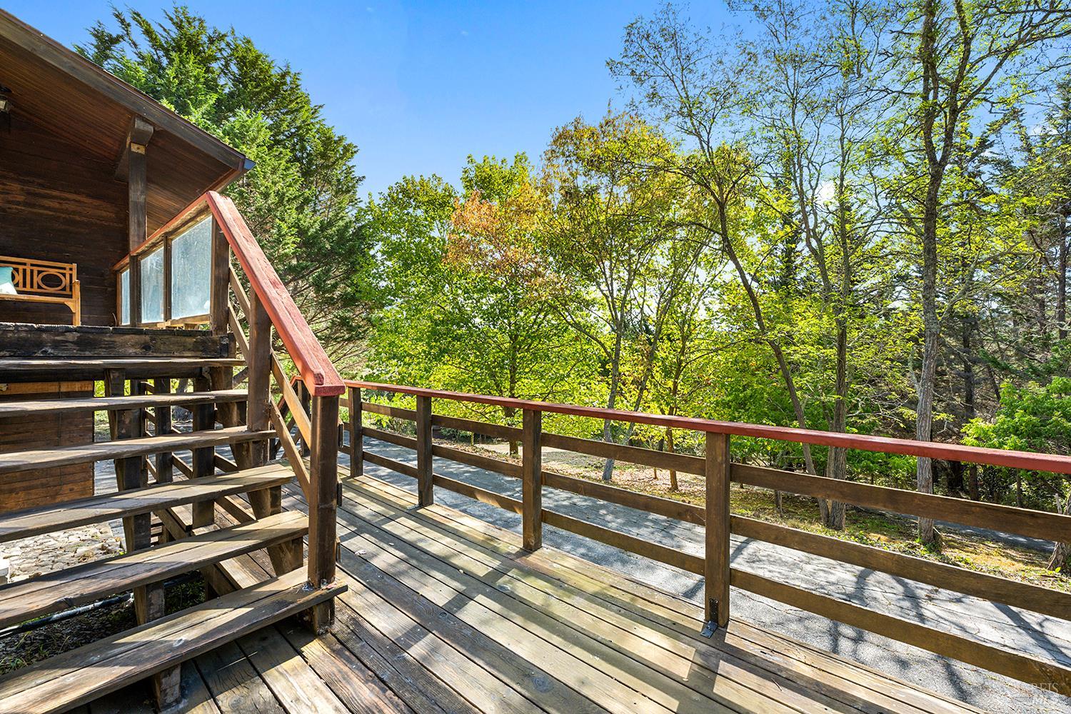 2888 Lynn Rd