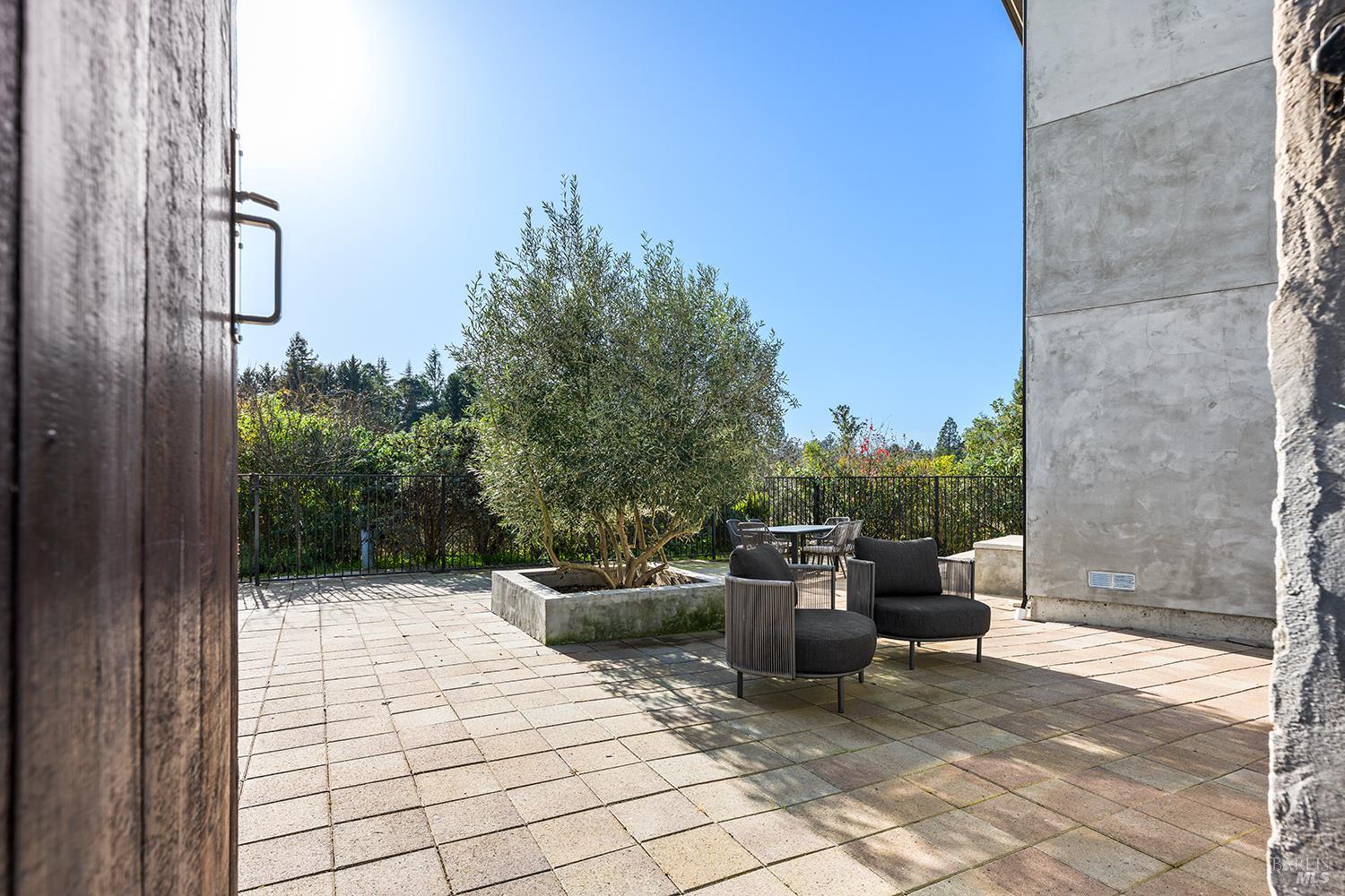 5300 Gravenstein Highway