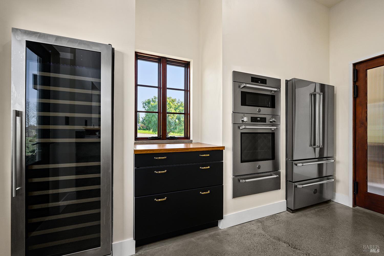 5300 Gravenstein Highway