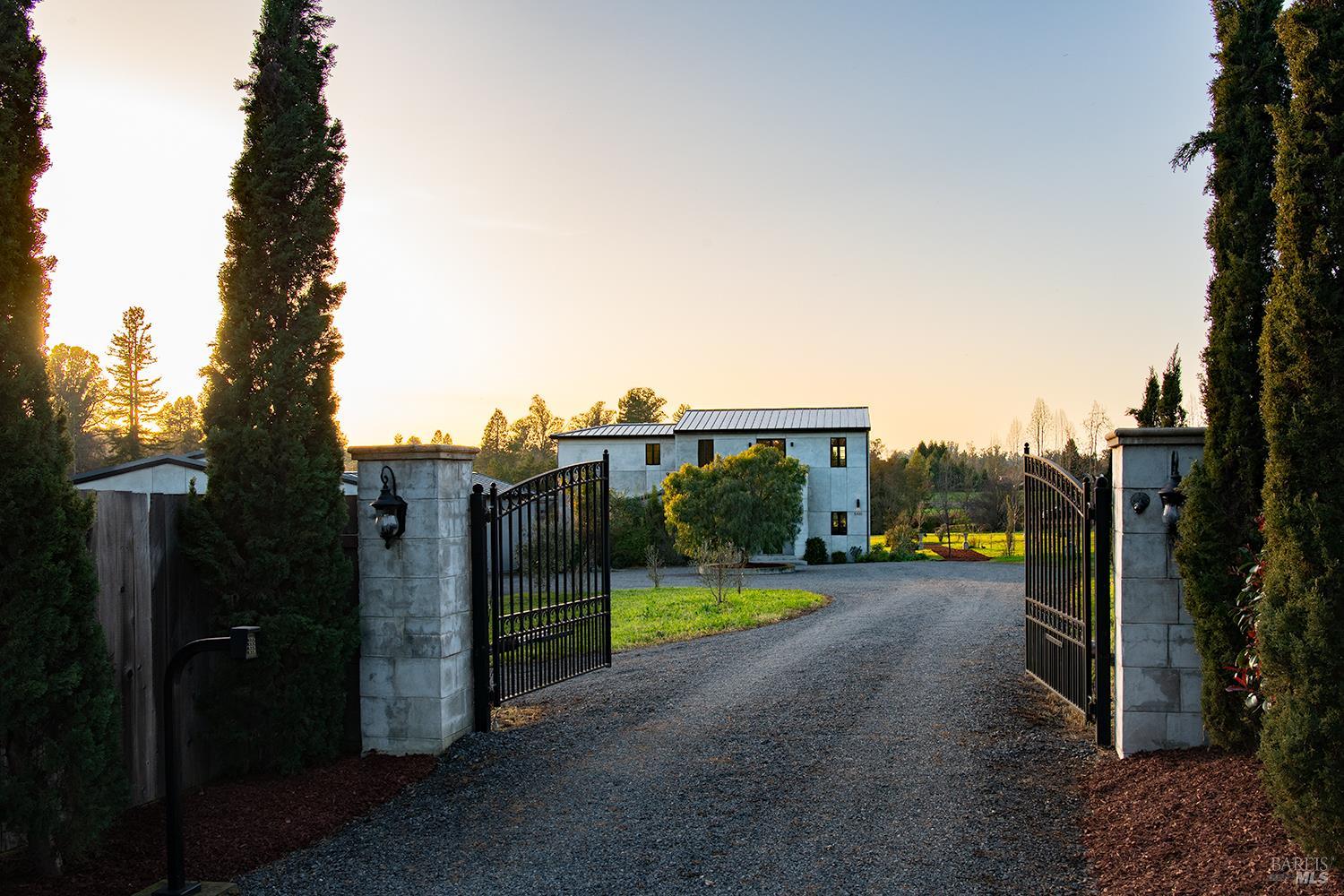 5300 Gravenstein Highway