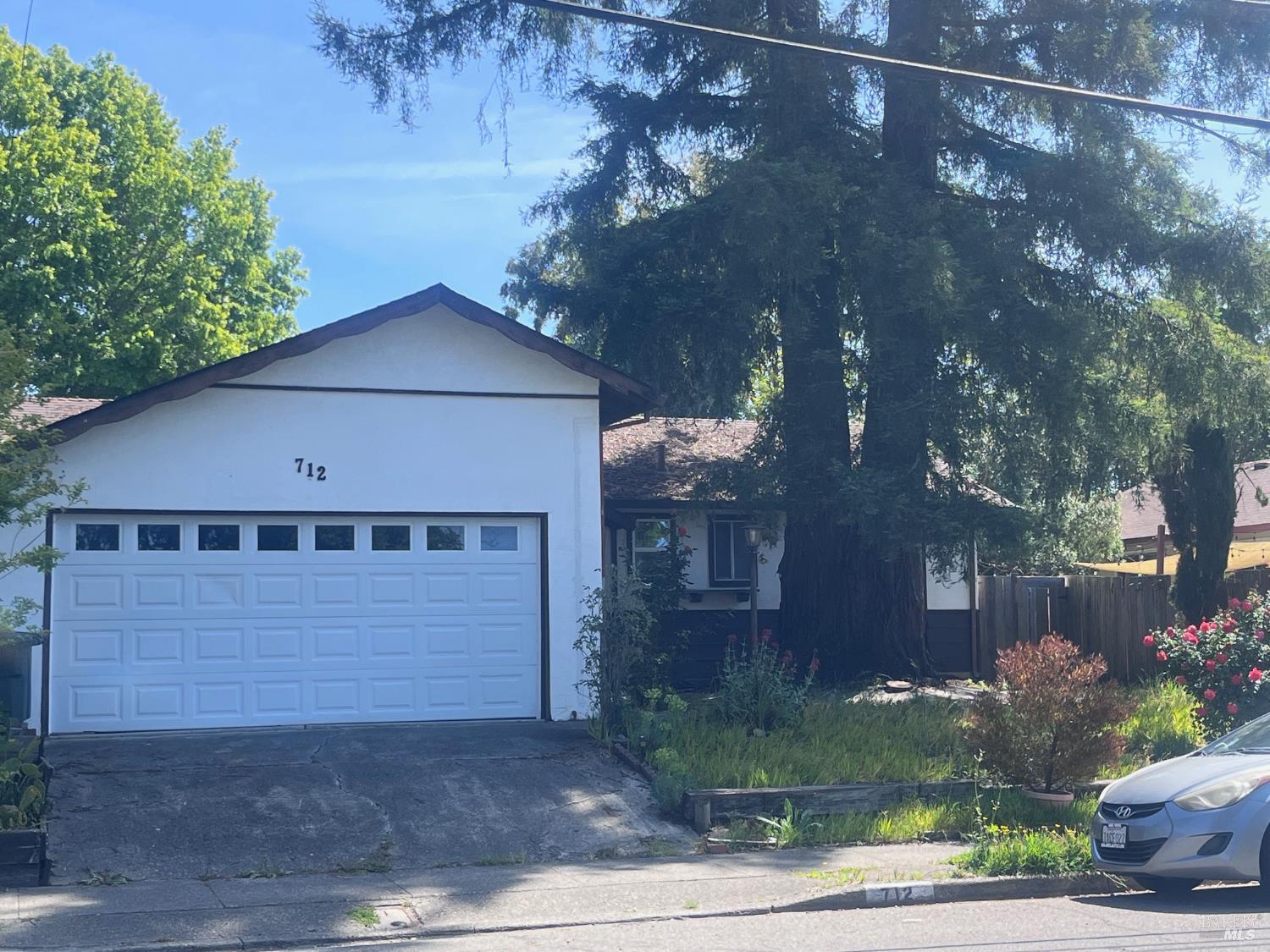 712 Jack London Drive