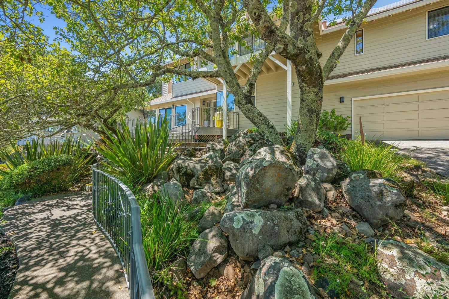 3335 Scrub Oak Avenue