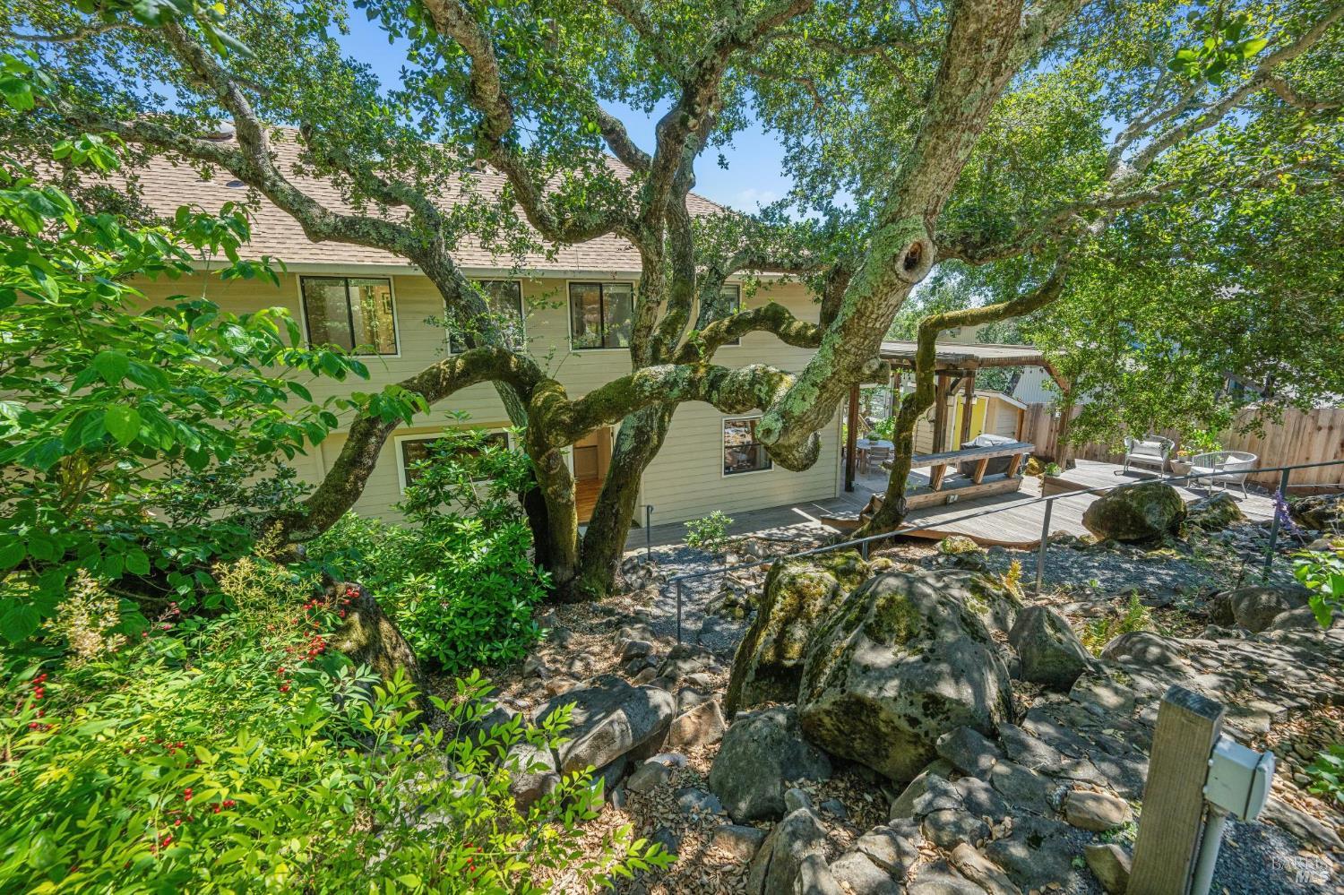 3335 Scrub Oak Avenue