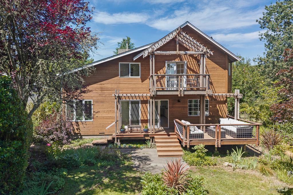 4542 Thomas Road
