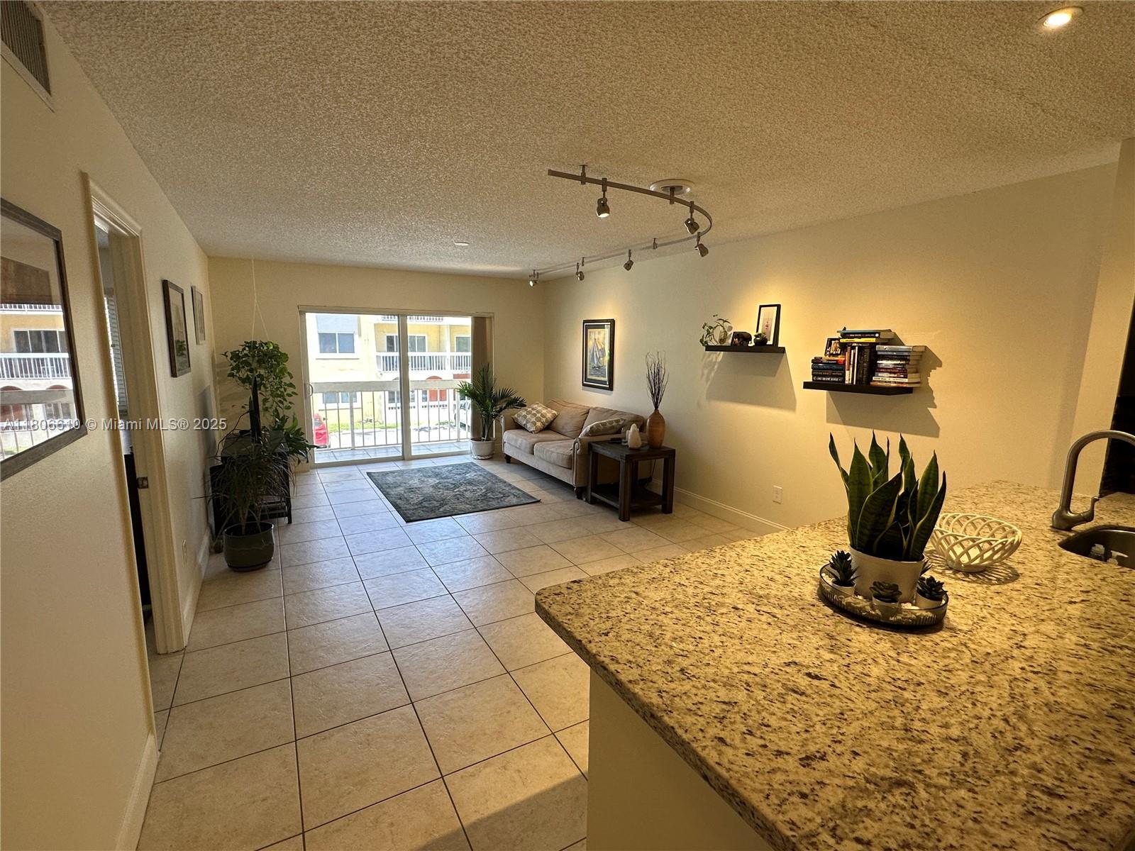 7740 Camino Real # 205 Unit: G-205