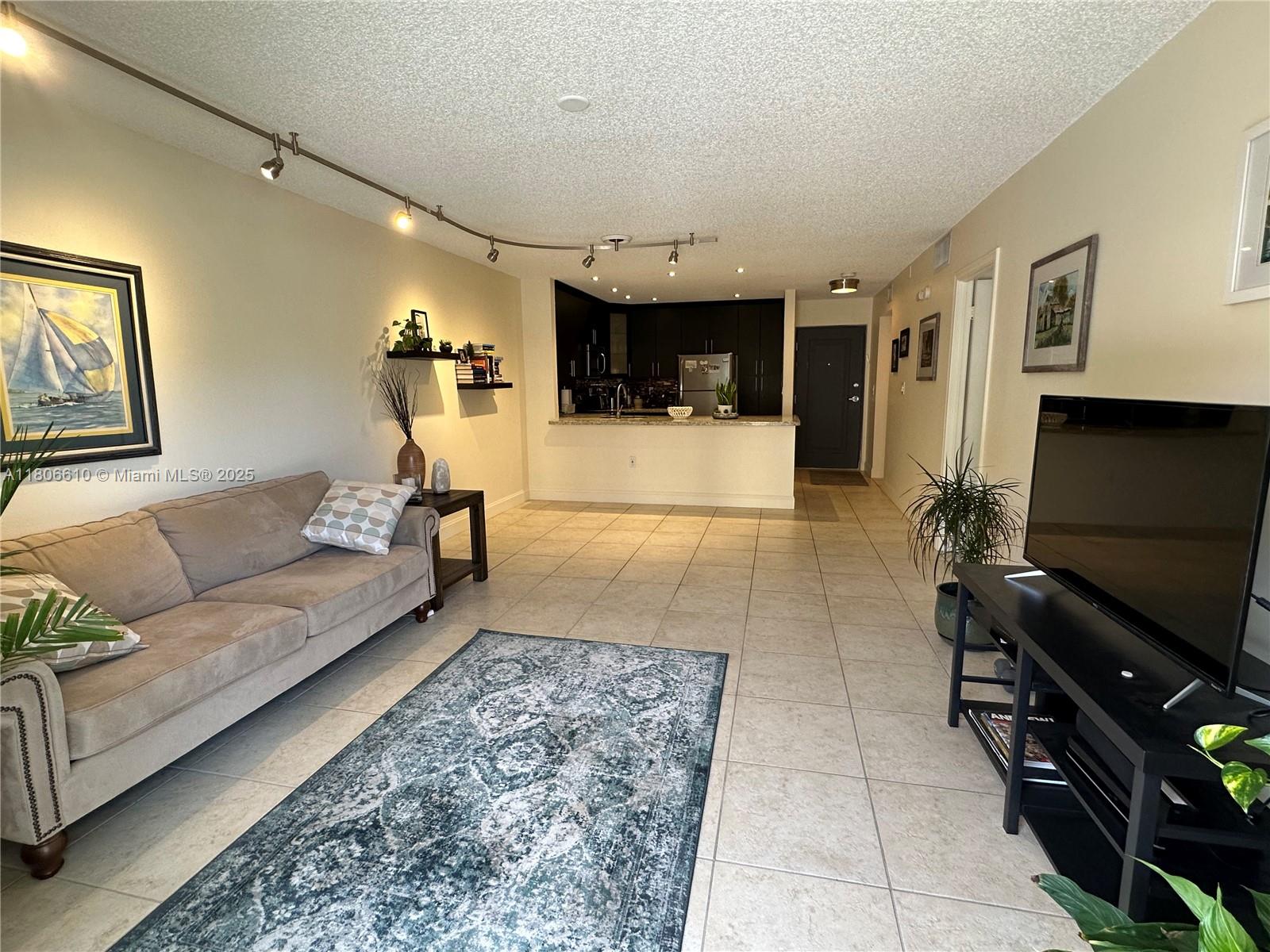 7740 Camino Real # 205 Unit: G-205