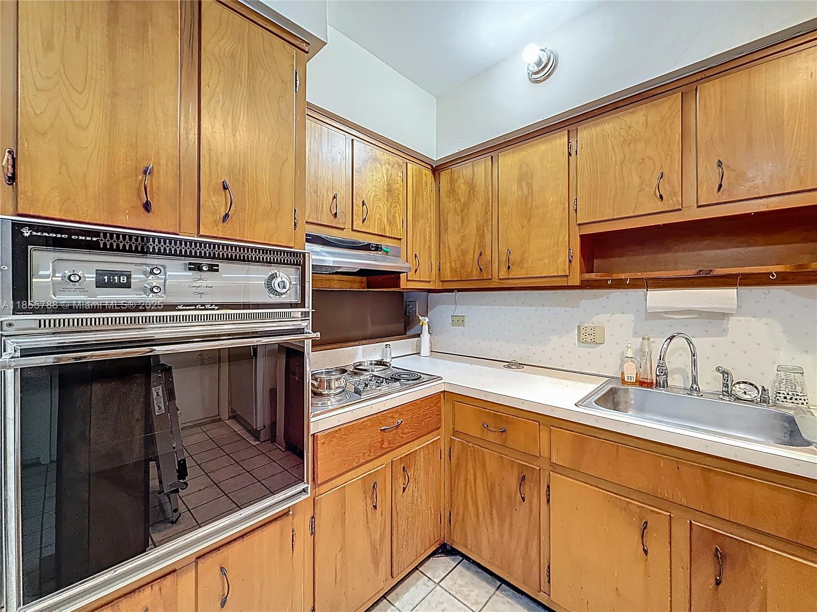 6580 Santona St # A16