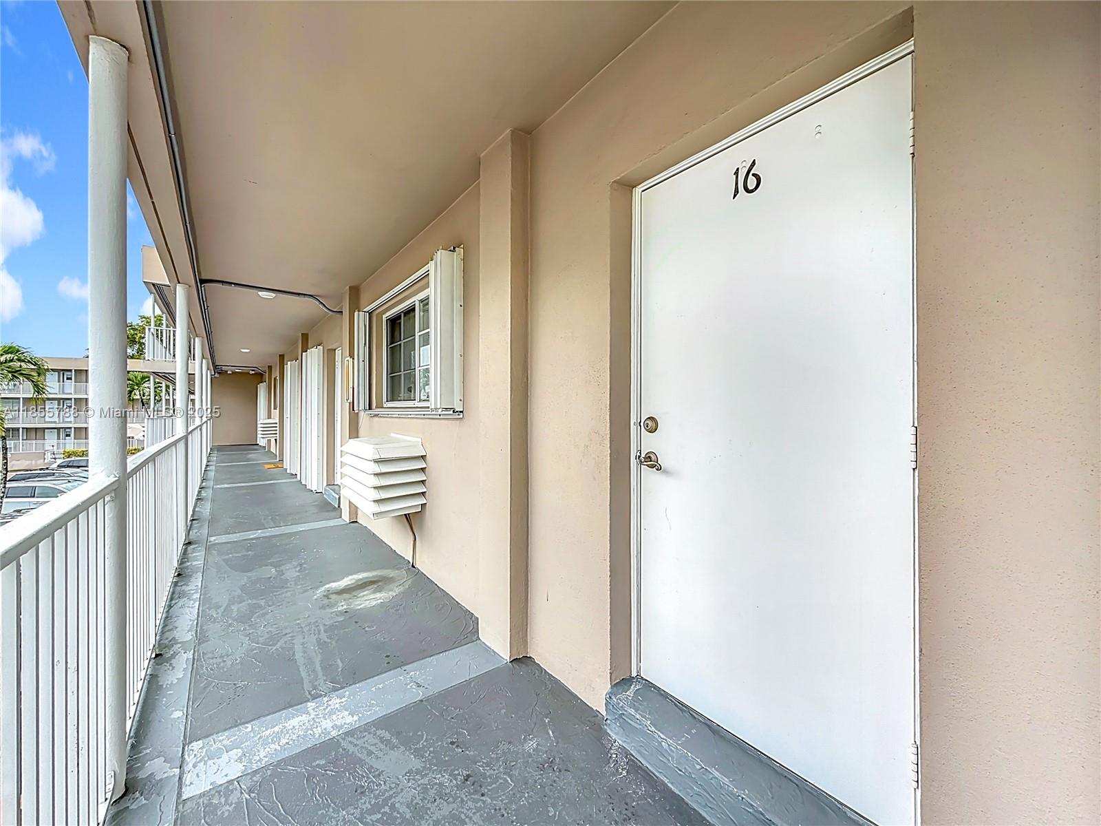 6580 Santona St # A16