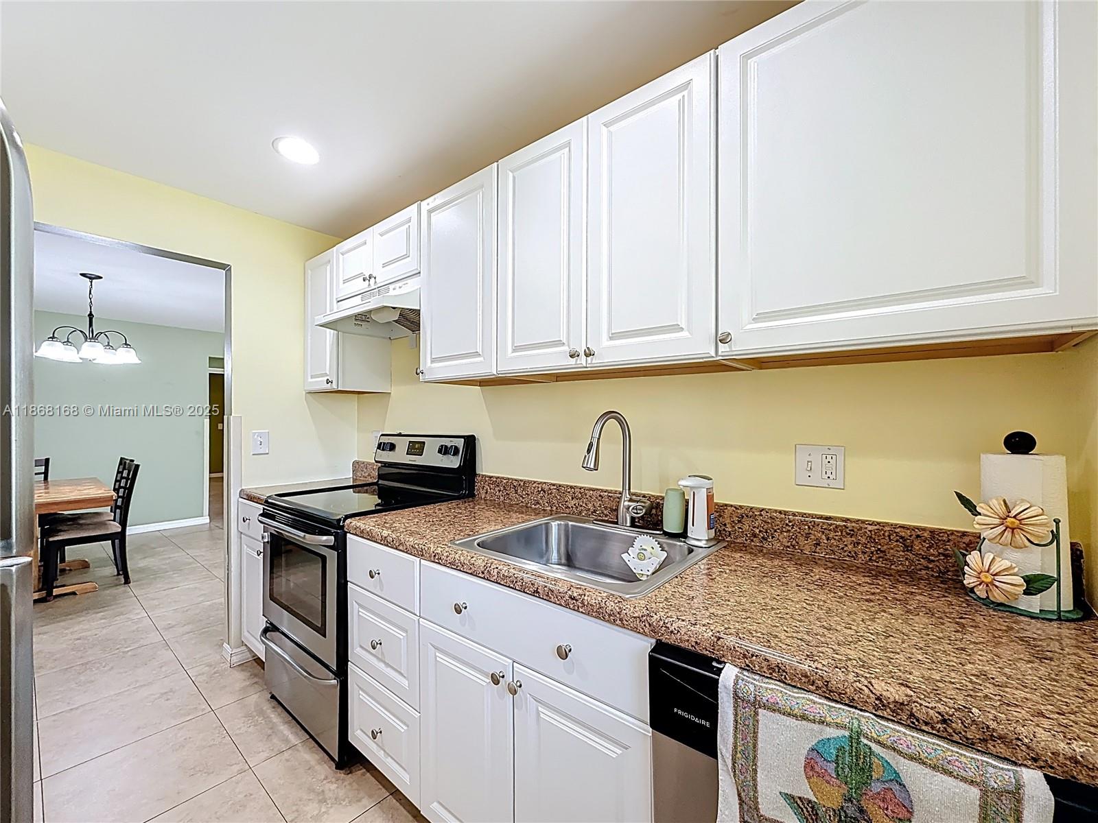 290 Main Blvd # C
