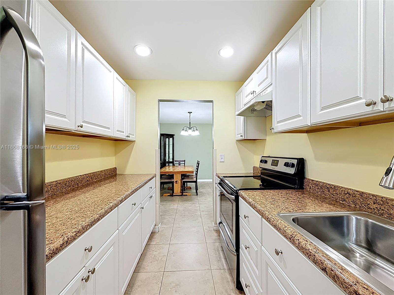 290 Main Blvd # C