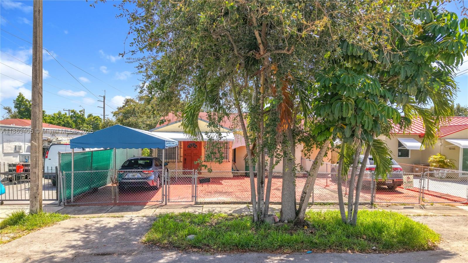 1055 NW 32nd Ct