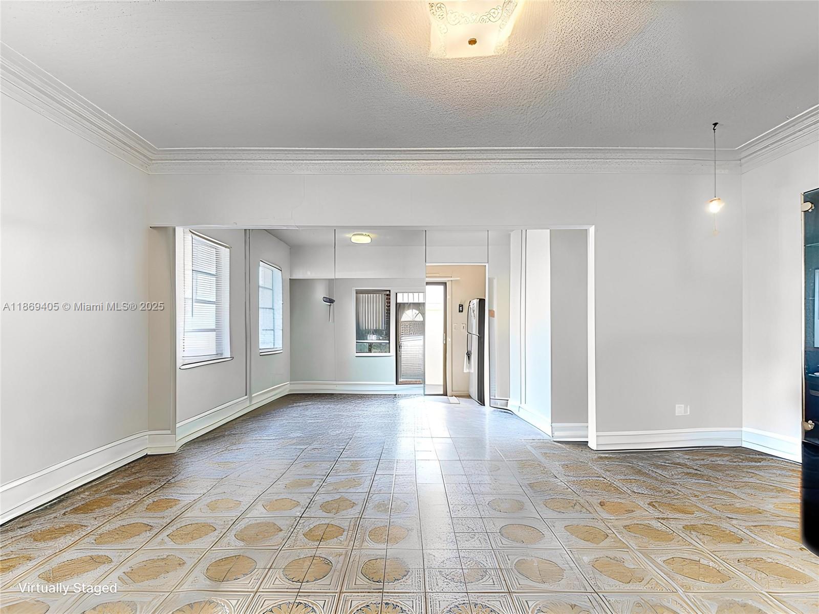 1055 NW 32nd Ct
