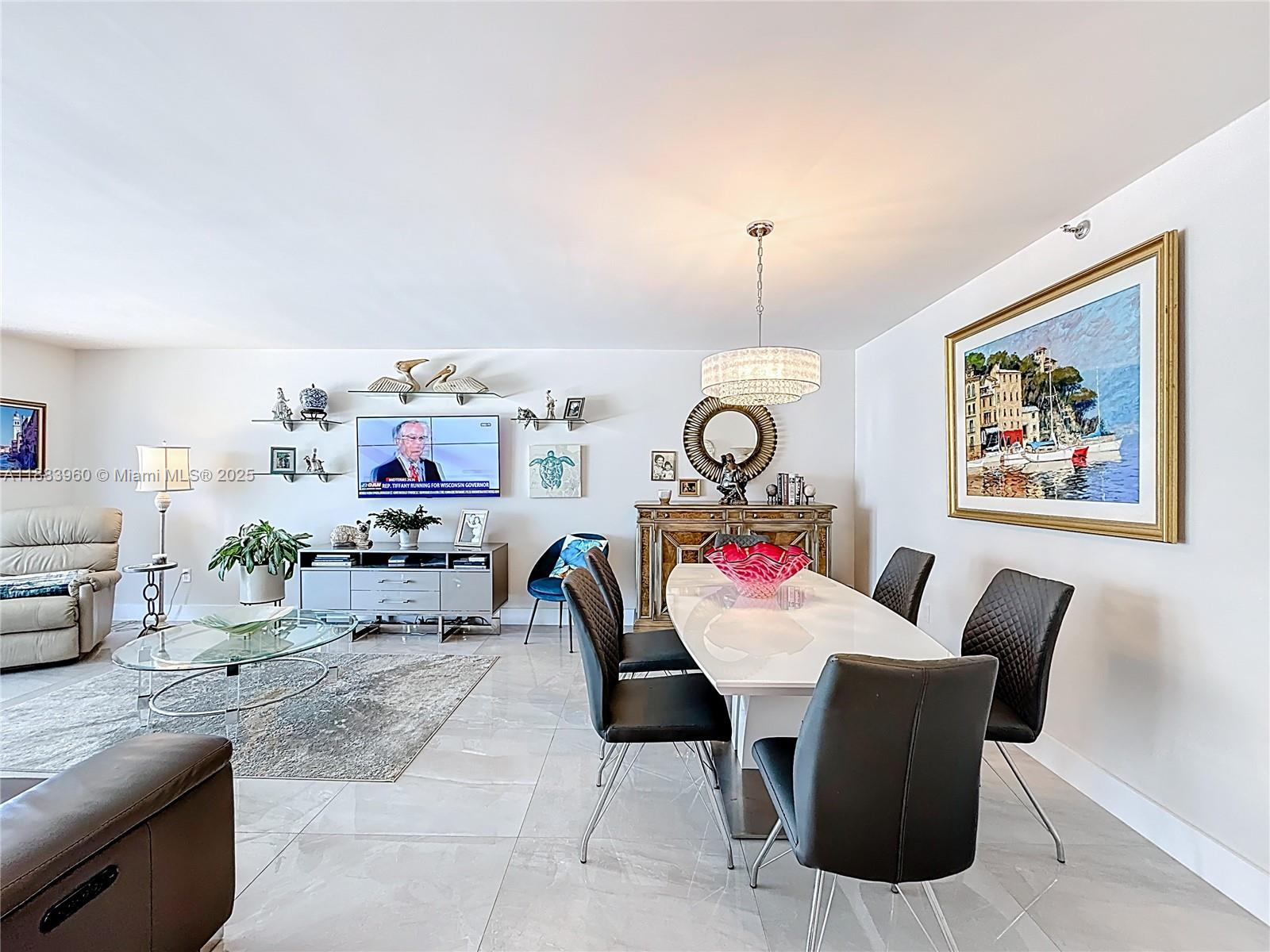 6061 Collins Ave # 20C