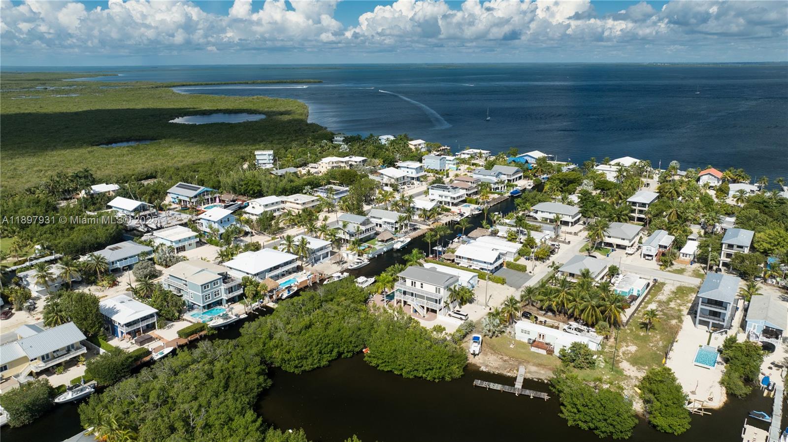 561 Gordon Cir, Key Largo